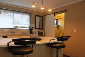 Interior detail - Chic & Serene 1-Bed Haven in Roodepoort (Roodepoort)