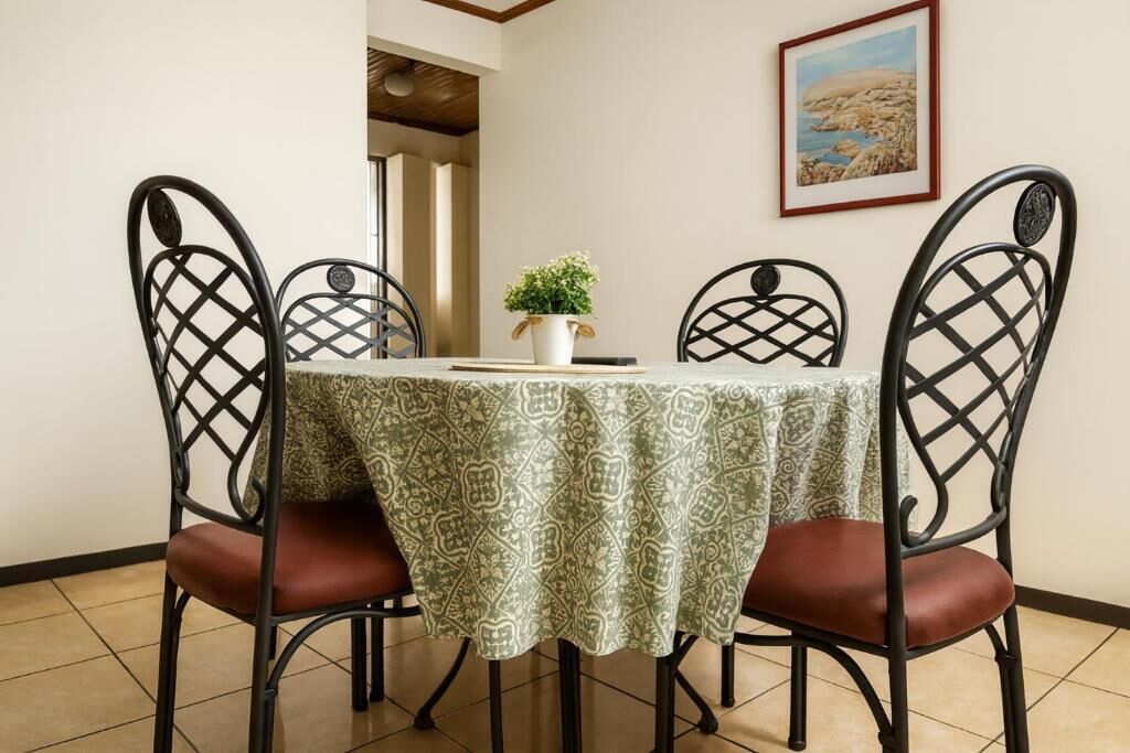 32–tuumainen LCD-televisio, jossa kaapelikanavat