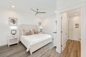 8 habitaciones, tabla de planchar con plancha, wifi y ropa de cama
