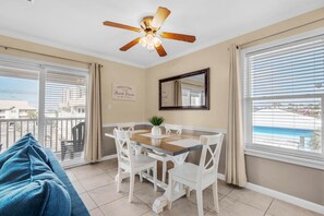 콘도, 침대(여러 개) (St. Martin Beachwalk Villas 131) | 다이닝