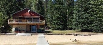 Priest Lake BEACHFRONT with 2-slip dock