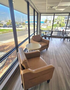 Interior - Shore to Please Beachfront on the Boardwalk! (Carolina Beach)