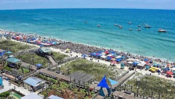 Playa en los alrededores