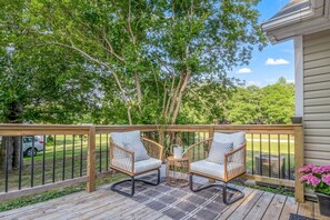 Property grounds - Fieldview Retreat, Sleeps 7! (Angier)