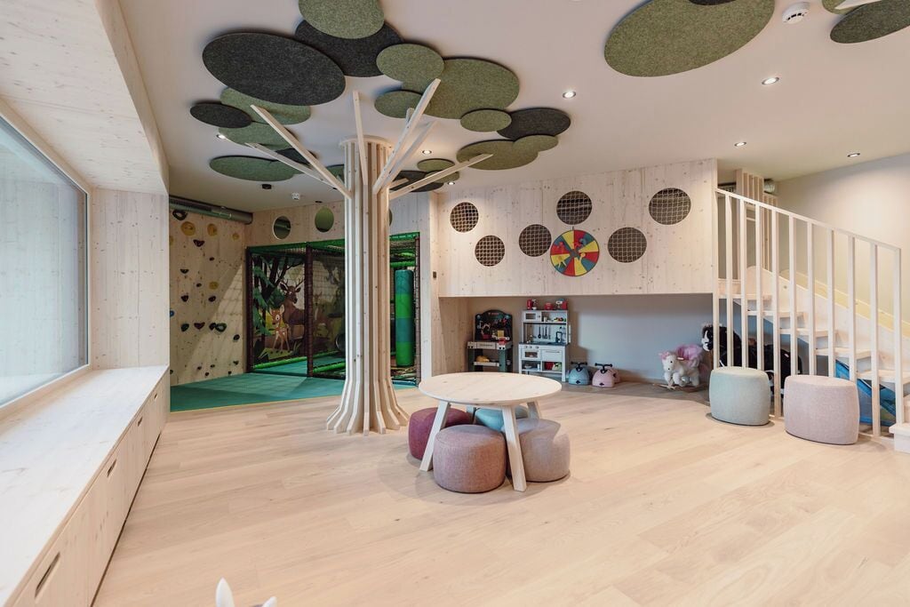 儿童活动区 - 室内