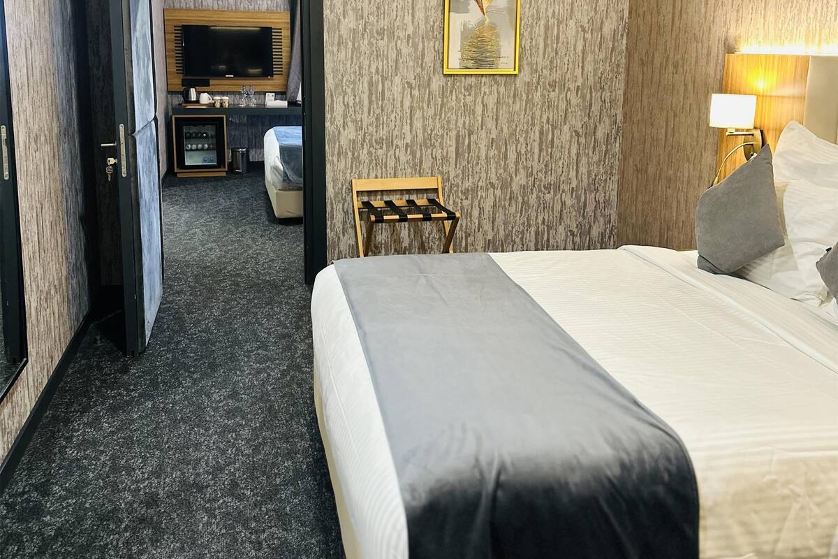 Familien-Suite, 2 Queen-Betten, Nichtraucher | Zimmersafe, Bügeleisen/Bügelbrett, kostenloses WLAN