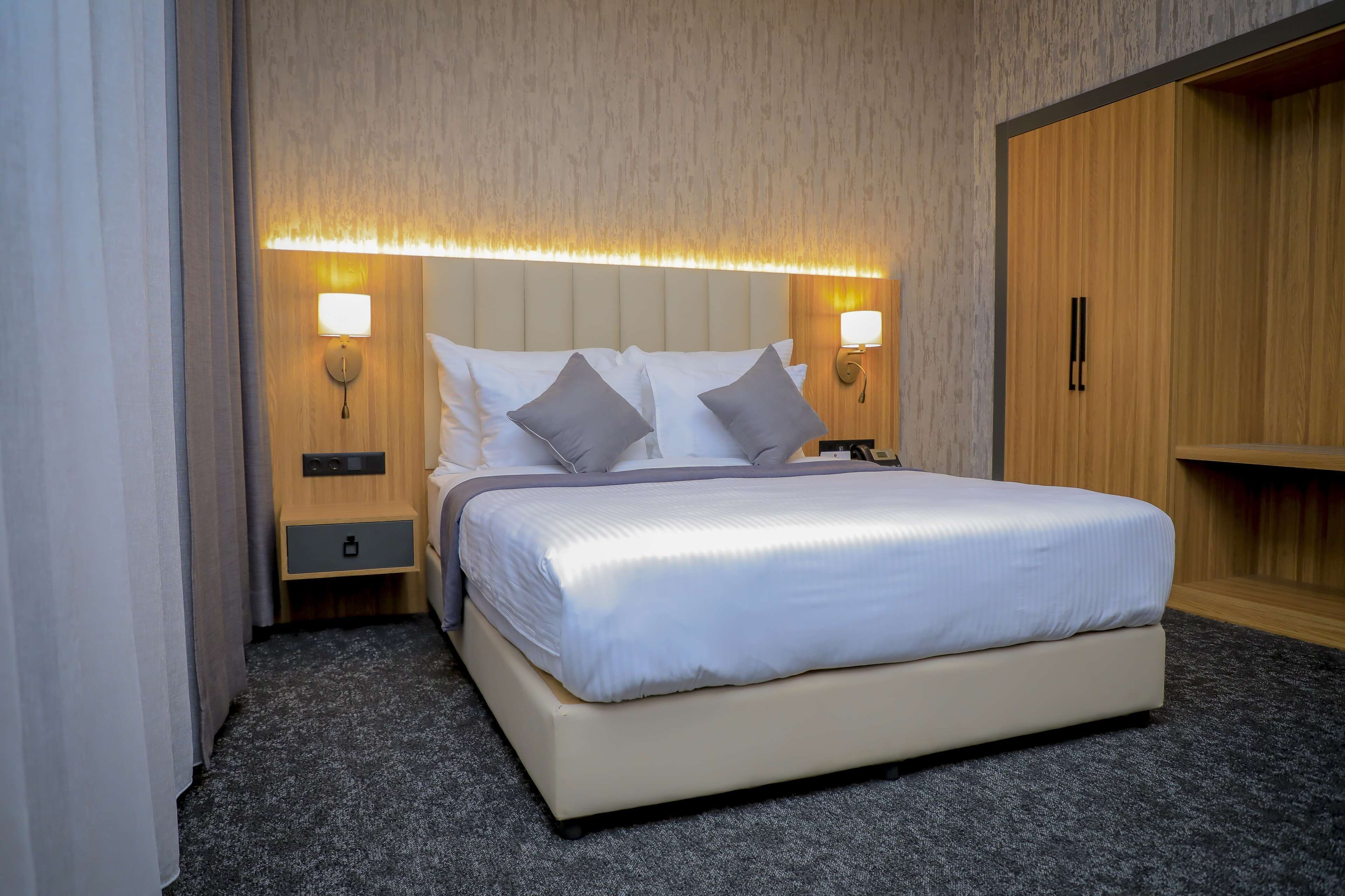 Photo - Best Western Premier DJ Hotel