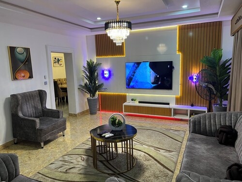 GRACEPOINT APARTMENT