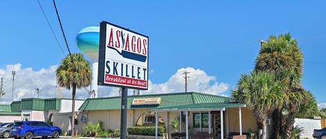 Lejlighed - flere senge (Sea Oats 712) | Udendørsområde