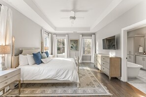 4 soverom, strykejern/-brett, wi-fi og sengetøy