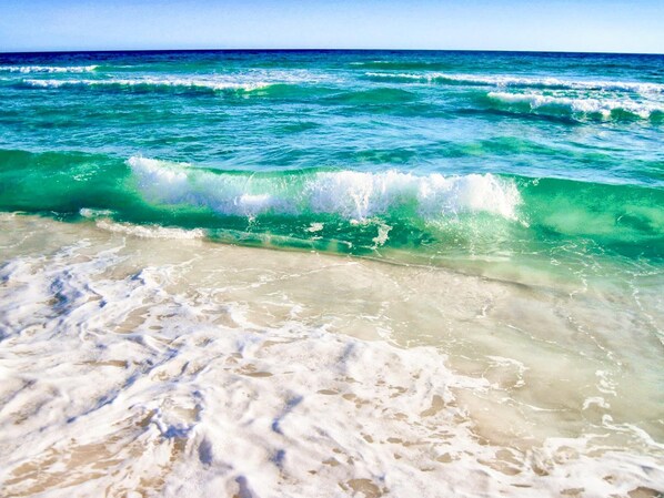 Condo, 1 King Bed (Poolside Villas #302- Harry's Beach H) | Beach | On the beach - Poolside Villas #302- Harry's Beach House (Destin)