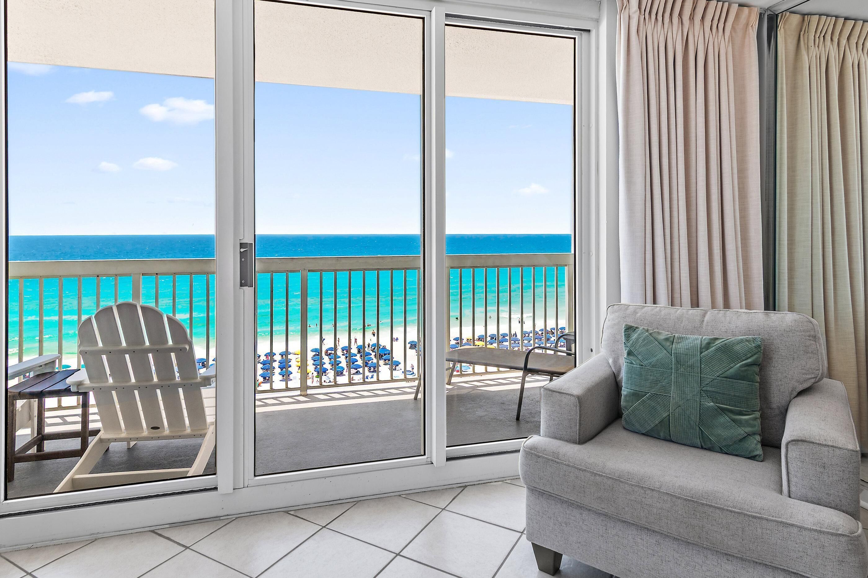 Appart'hôtel, plusieurs lits (Pelican Beach Resort 801) | Intérieur