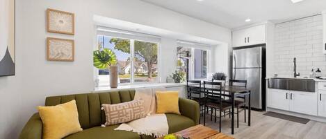 Maison mitoyenne Standard | Coin séjour