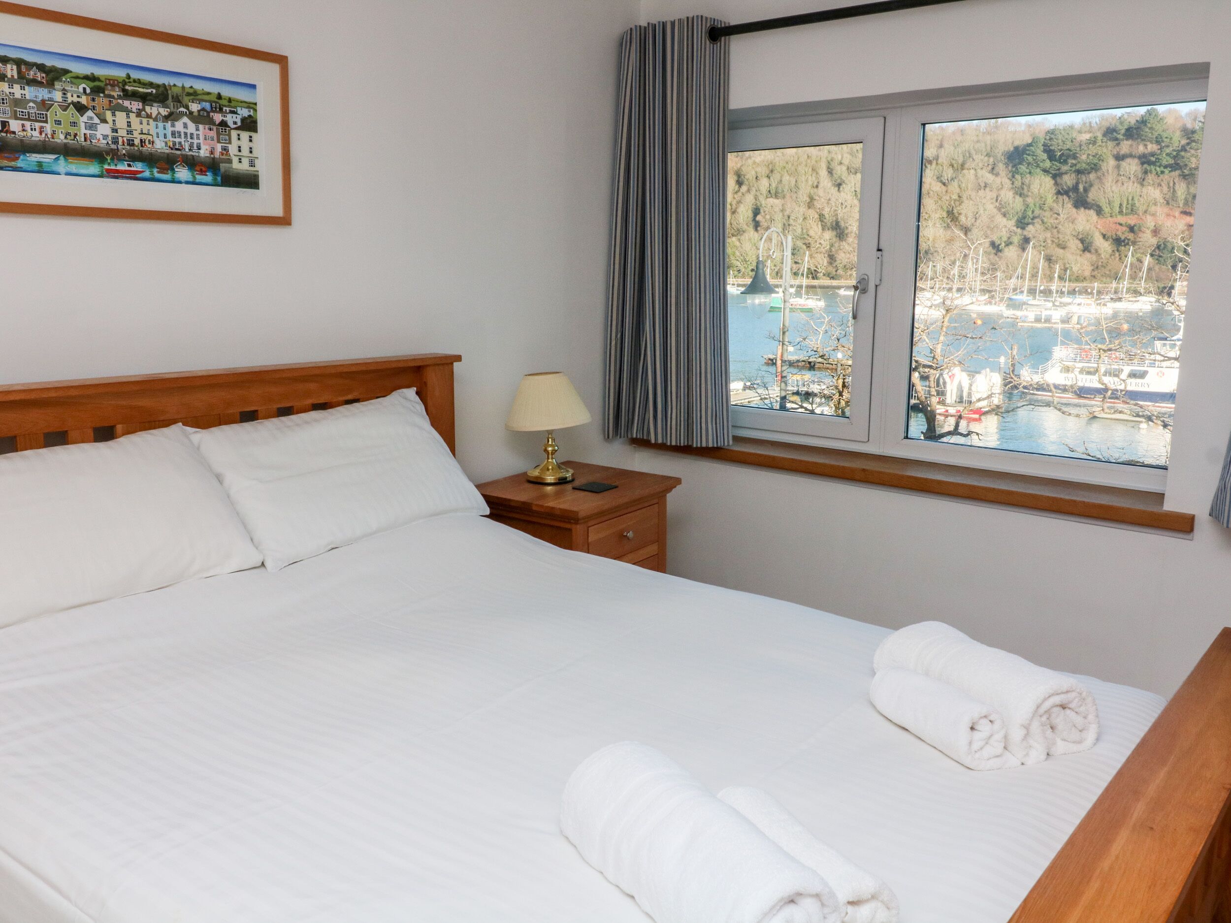 2 bedrooms, individually decorated, individually furnished, free WiFi