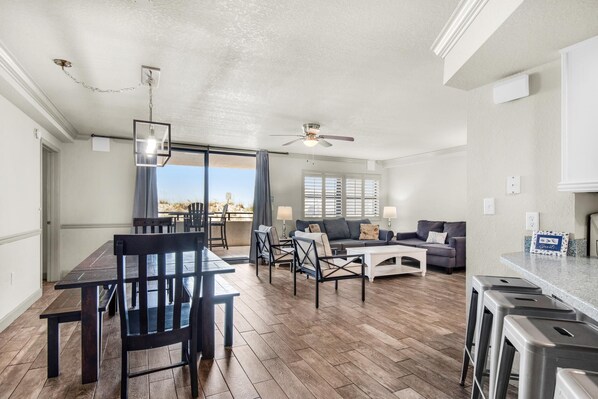 Condo, Multiple Beds (Nautilus 1101) | Private kitchen