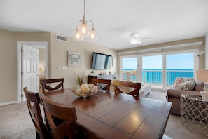 Condo, varias camas (Islander Beach Resort 6012) | Restaurantes