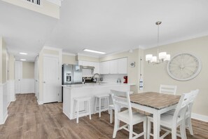 Condo, varias camas (Island Princess 710) | Restaurantes