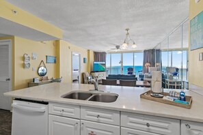 Condo, Multiple Beds (Island Princess 506) | Interior