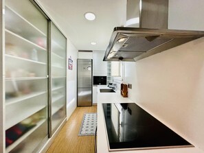 Fridge, microwave, oven, dishwasher - Ixart CostaBravaSi. AC, wifi, in the village (Sant Feliu de Guíxols)