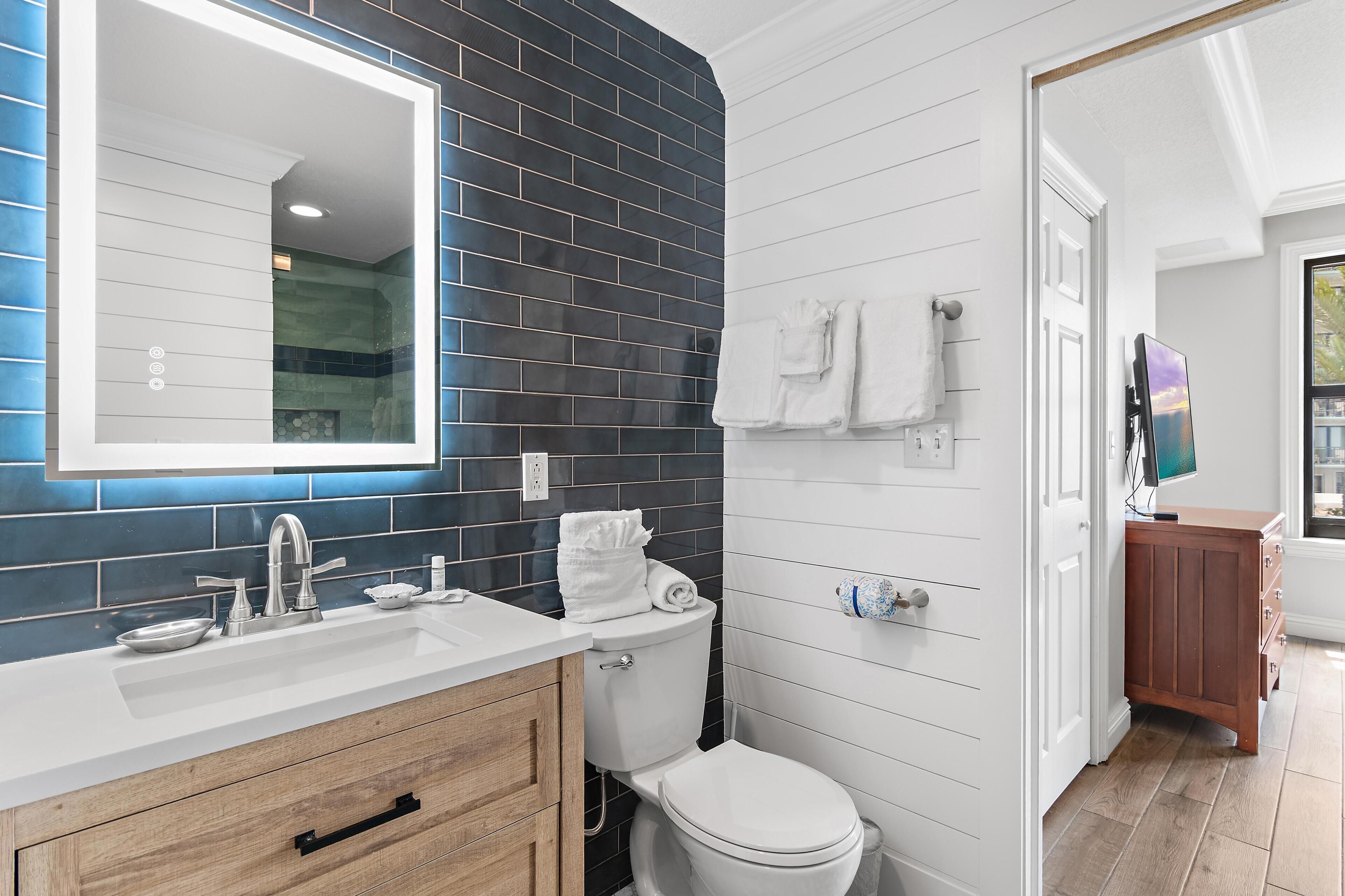 Condo, Multiple Beds (Emerald Grande W222- Rexford's BEACH ) | Bathroom | Free toiletries, towels, soap, toilet paper