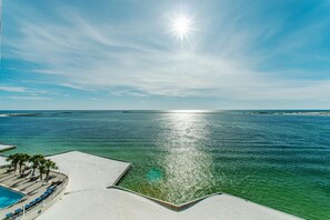 Apartamento, várias camas (East Pass 605) | Praia | Na praia 