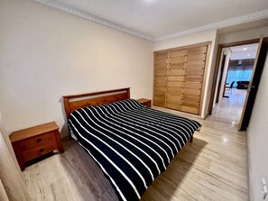 2 bedrooms, WiFi, bed sheets