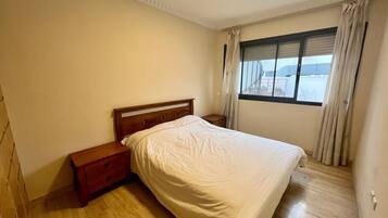 2 bedrooms, WiFi, bed sheets