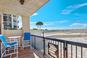 Apartamento, varias camas (SunDestin 101) | Terraza o patio