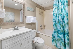 Appart'hÎtel, 1 grand lit et 1 canapé-lit (Sterling Shores 215) | Salle de bain