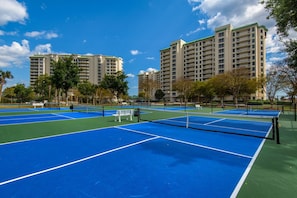 Condo, várias camas (St. Lucia 1103) | Campo esportivo
