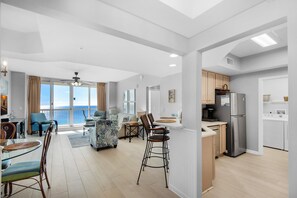 公寓客房, 多張床 (Silver Beach Towers 1205 East) | 住宿內部