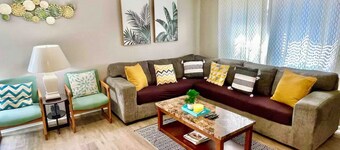 Independent 4 Bedroom House Near Columbus Downtown/OSU