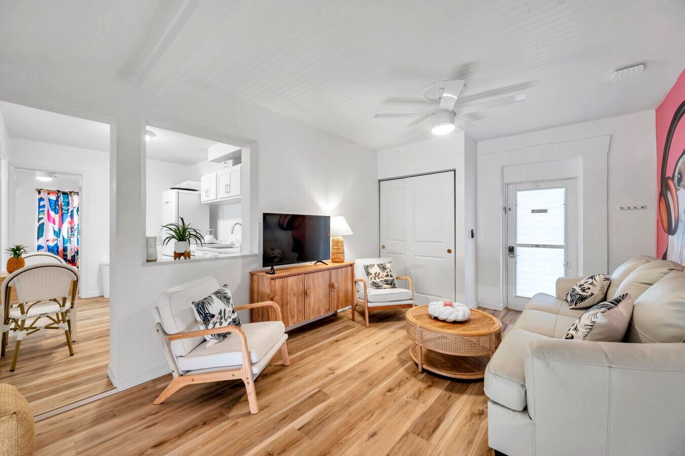 Salt Water Suites - #10 Aloha - North Redington Beach, FL