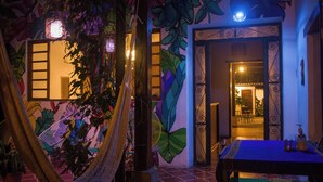 Unclassified image, 3 of 69, button - Tzunun Hostel (Antigua Guatemala)