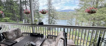 Special Deal Now:  Cute Lakeview Home, Sleeps 8  - Shasta Lakeshore Retreat #11