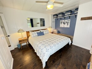 2 室のベッドルーム、アイロン / アイロン台、WiFi (無料)、ベッドシーツ