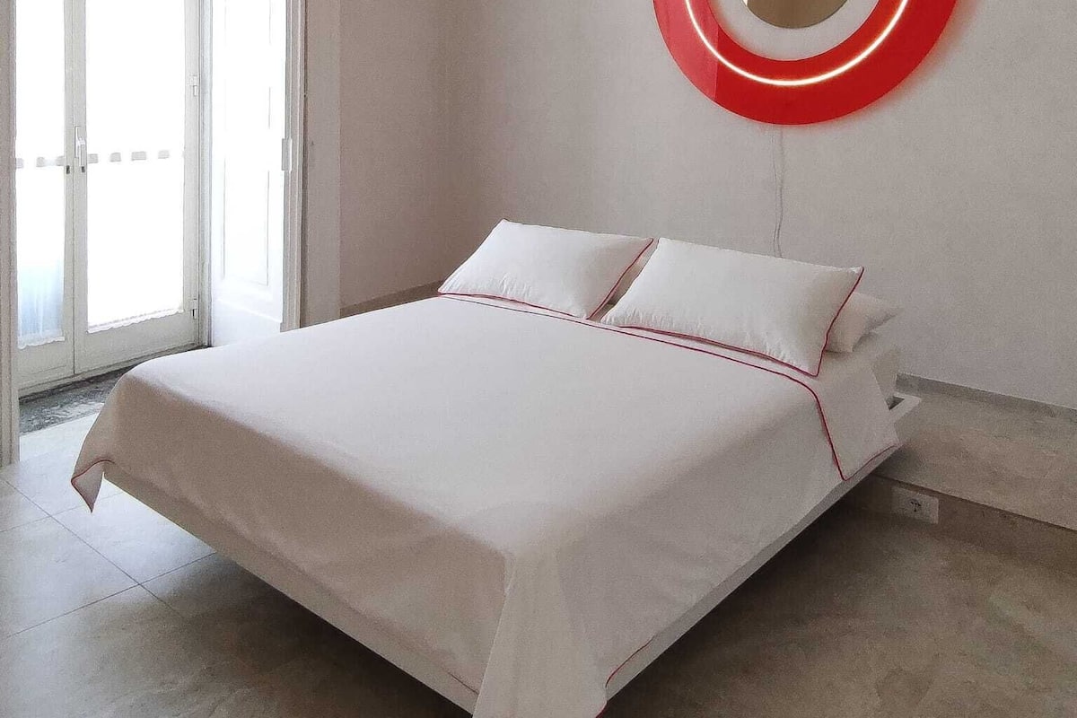 Deluxe Room | 1 bedroom, soundproofing, free WiFi, bed sheets