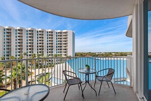 Condo, Plusieurs lits (Palms Resort #1503 Jr. 2BR) | Terrain de l’hébergement 