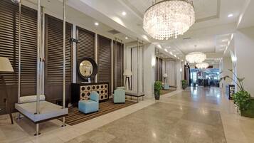 Condo, 1 King Bed with Sofa bed (Palms Resort #1106 Jr 2BR) | Lobby