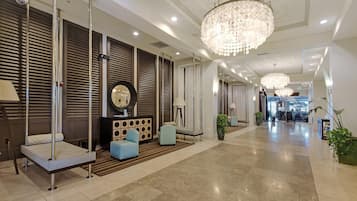 Condo, Multiple Beds (Palms Resort #11002 Full 2 Bedroom) | Lobby