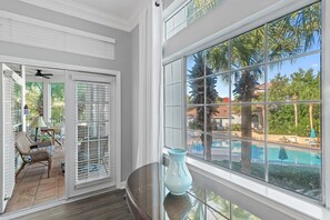 Townhome, Multiple Beds (Thirsty Turtle) | Interior