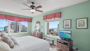 Condo, 1 cama King size (Summit at Tops'l 714)