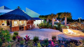 Appartamento, 1 letto king (Summit at Tops'l 212) | Ristorazione all'aperto