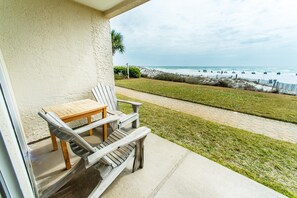 Condo, 1 King Bed with Sofa bed (Windancer 111) | Outdoor dining