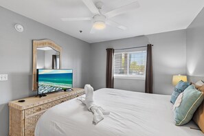 Condo, 1 King Bed with Sofa bed (Windancer 111)