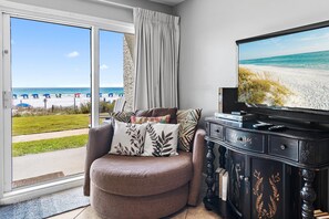 Condo, 1 King Bed with Sofa bed (Windancer 111) | Living area