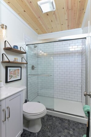 Hair dryer - Lure & Leisure Lakehouse | Lake Murray 3BR 2BA (Prosperity)