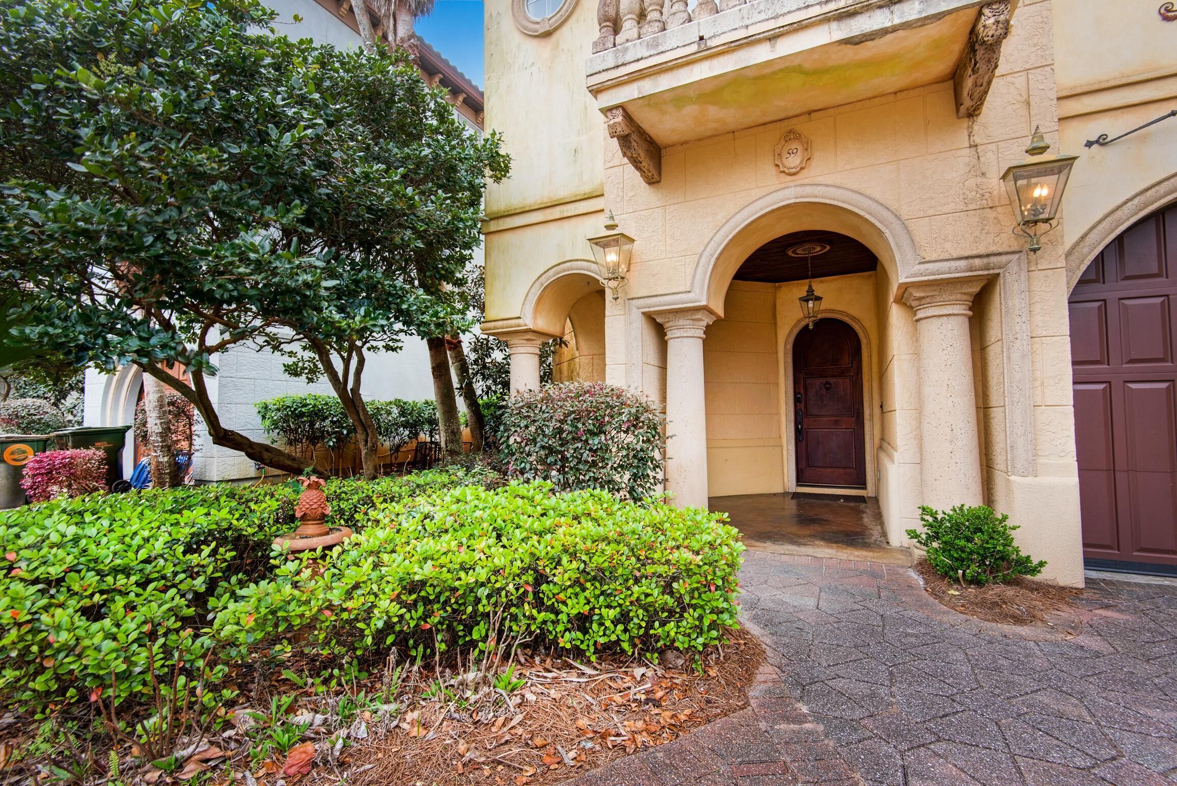 บริเวณภายนอก