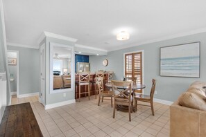 Dining - Sunchase Townhouse #1 (Miramar Beach)