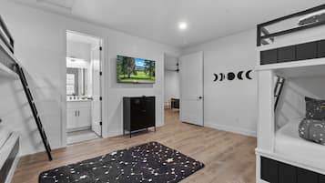 5 chambres, fer et planche à repasser, lit parapluie, Wi-Fi gratuit